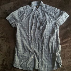H&M shortsleeve button up